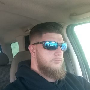 Meet your Posher, Adam